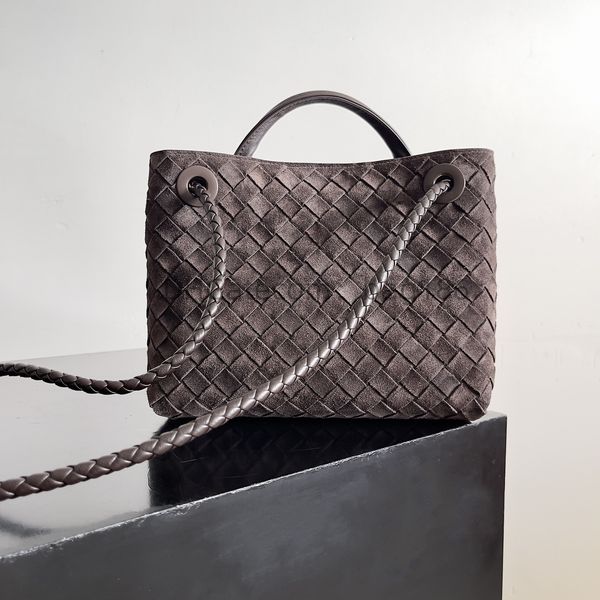 Mirror Crossbody Bag Fully hand sewn Evercolor leather patchwork bag designer handbag high-quality large capacity mirror quality SIZE 25, Color 25
Mirror Crossbody Bag Fully hand sewn Evercolor leather patchwork bag designer handbag high-quality large capacity mirror quality SIZE 25, Color 25