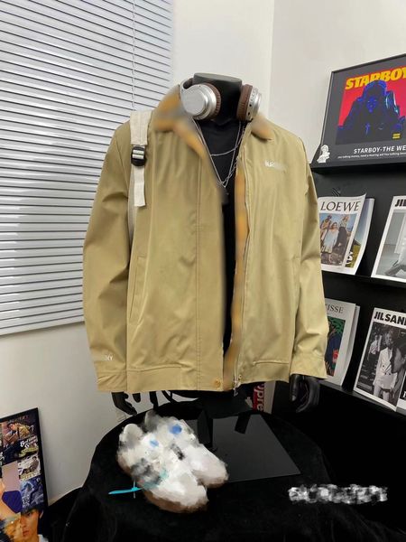 Super popular single item street trend top designer 1:1 design men's and women's classic splicing embroidery retro jacket retro street, Khaki
Super popular single item street trend top designer 1:1 design men's and women's classic splicing embroidery retro jacket retro street, Khaki