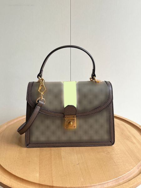 Women's Designer Fashion Bag - Leather Crocodile Print Tote with Adjustable Strap, Brown
Women's Designer Fashion Bag - Leather Crocodile Print Tote with Adjustable Strap, Brown