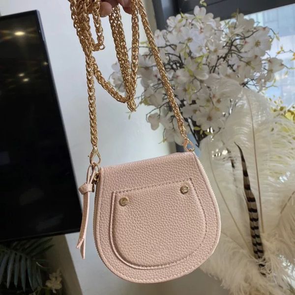 Designer Women DIY Shoulder with Chain Cosmetic Brush Bucket Beauty Lipstick Organizer Box Car Key Phone Bag Storage Case, Sky blue
Designer Women DIY Shoulder with Chain Cosmetic Brush Bucket Beauty Lipstick Organizer Box Car Key Phone Bag Storage Case, Sky blue