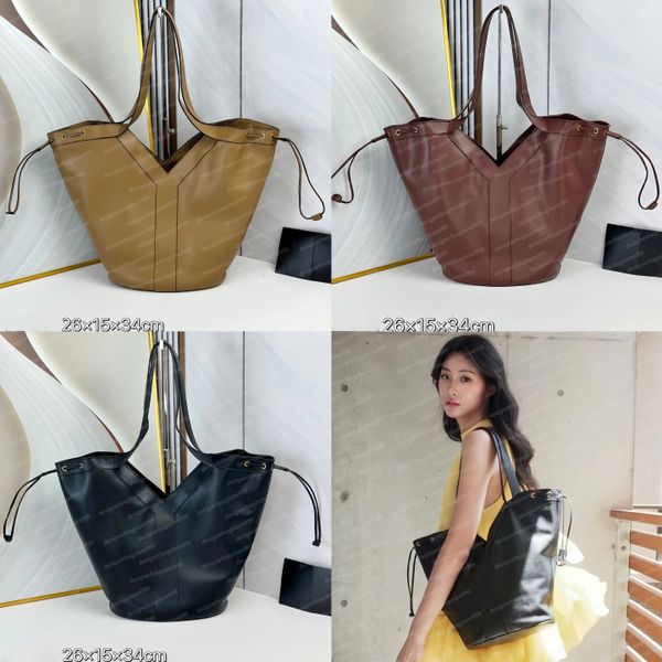 Ladies tote bag designer bag luxury bag high-quality handbag shoulder bag underarm bag slouchy bag large capacity travel bag fashionable practical for commuting., Black
Ladies tote bag designer bag luxury bag high-quality handbag shoulder bag underarm bag slouchy bag large capacity travel bag fashionable practical for commuting., Black
