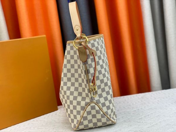 New Hot luxurys totes designer bag womens handbags tote bag Hot Crossbody flower ladies Casual Genuine Leather purse shoulder bags female handbag, Hh50156
New Hot luxurys totes designer bag womens handbags tote bag Hot Crossbody flower ladies Casual Genuine Leather purse shoulder bags female handbag, Hh50156