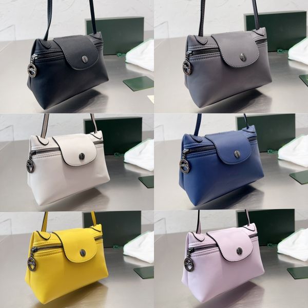Designer bags luxury bags flap bags snap zipper closure, leather shoulder crossbody bags stylish versatile solid color envelope bags handbags mahjong bags, #2
Designer bags luxury bags flap bags snap zipper closure, leather shoulder crossbody bags stylish versatile solid color envelope bags handbags mahjong bags, #2