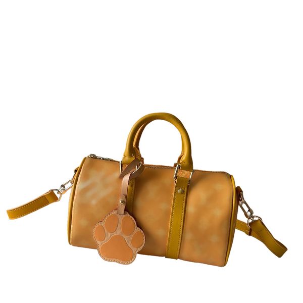 Elegant Everyday Companion - Functional Designer Bag Combining Style With Utility, Khaki
Elegant Everyday Companion - Functional Designer Bag Combining Style With Utility, Khaki