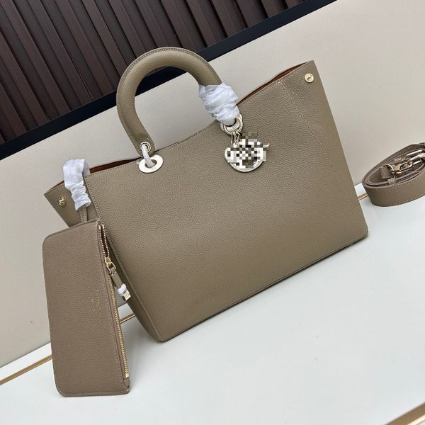 2025 New Tote Retro… - image