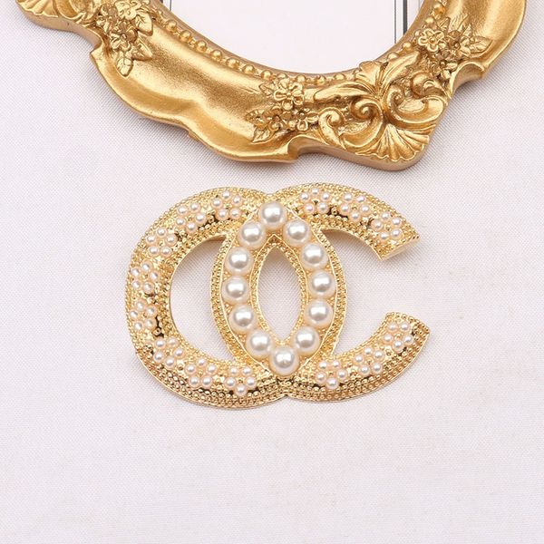Designer Brooch Luxury Jewelry 18K Gold Plated Pin Brooches Brand C Letter Brooch Fashion Jewelry Women Accessorie Marry Wedding Party Gift