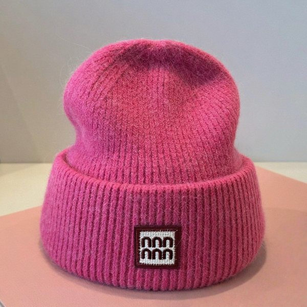 Roses Beanie Design…