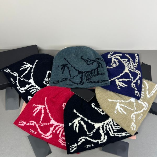 Street Beanie Desig…