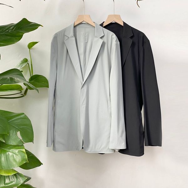 3643 Spring and autumn thin seamless double-sided men's jacket business commuter suit, Beige
3643 Spring and autumn thin seamless double-sided men's jacket business commuter suit, Beige