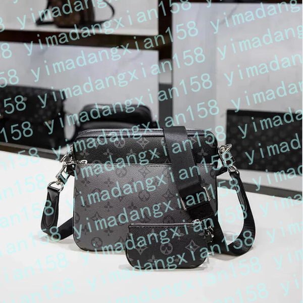 Mens Totes Bag Handbags Purses Fashion Handbags Men Leather TRIO Messenger Bags Luxury Shoulder Bag new Classic fashion men messenger bags cross body school bag, 3#
Mens Totes Bag Handbags Purses Fashion Handbags Men Leather TRIO Messenger Bags Luxury Shoulder Bag new Classic fashion men messenger bags cross body school bag, 3#