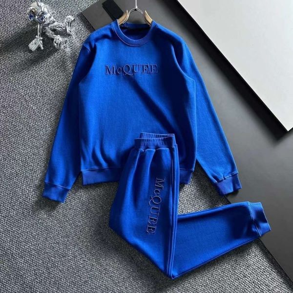 Designer T-Shirt Hoodies Pants Fashion Clothing Tees Simple Style Clothing for Everyone 2 Option
Designer T-Shirt Hoodies Pants Fashion Clothing Tees Simple Style Clothing for Everyone 2 Option