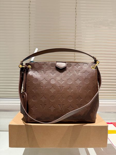 2024 New Eming design Large capacity bags FUL tote bag fashion shopping package clutch handbag shoulder crossbody packages wallet purse, Beige
2024 New Eming design Large capacity bags FUL tote bag fashion shopping package clutch handbag shoulder crossbody packages wallet purse, Beige