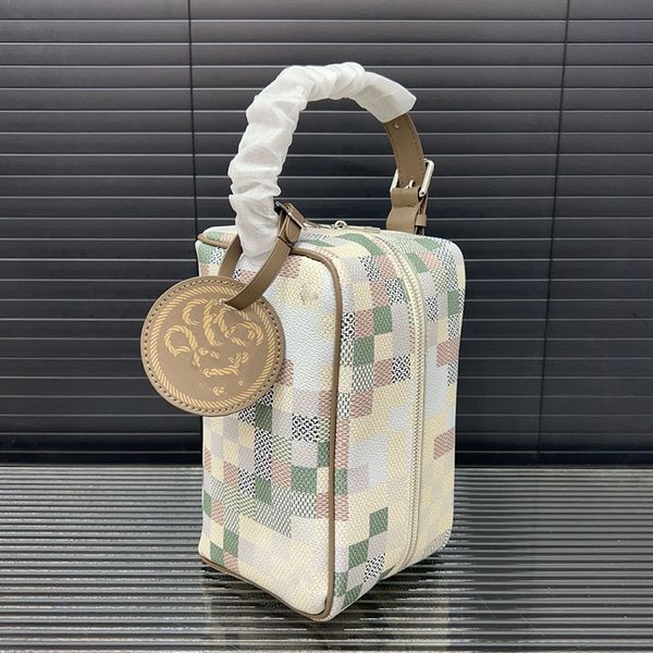 Women Men travelg toilet bag tartan design Handbags wash large capacity cosmetic hig qualityh Jacquard Cases Pouch Single zipper toiletry bags 22cm, Multi
Women Men travelg toilet bag tartan design Handbags wash large capacity cosmetic hig qualityh Jacquard Cases Pouch Single zipper toiletry bags 22cm, Multi