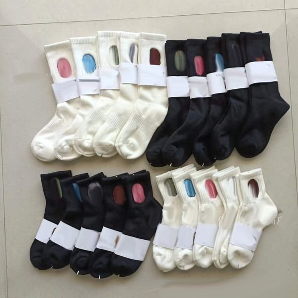 mens socks designer socks embroidered towel bottom mens and womens sports high socks skateboard socks, White shark-long
mens socks designer socks embroidered towel bottom mens and womens sports high socks skateboard socks, White shark-long