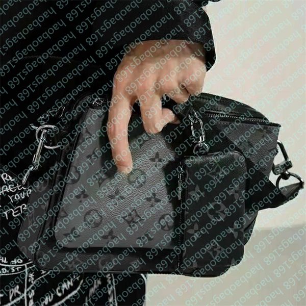 Luxurys Designer bags men 3pcs Trio Leather Black Flowers Messenger Purse Crossbody Bags Leather Fashion Evening Cross Body shoulder bags purse, T1
Luxurys Designer bags men 3pcs Trio Leather Black Flowers Messenger Purse Crossbody Bags Leather Fashion Evening Cross Body shoulder bags purse, T1