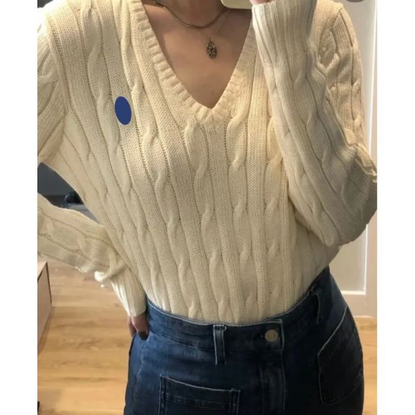 Women's Designer Sweaters Pony Autumn and Winter Embroidered Sweater V-neck Cotton Fashion Knitted Jumper Top Undercoat Fried Dough Twists Sweater BFG25011613, Deep blue
Women's Designer Sweaters Pony Autumn and Winter Embroidered Sweater V-neck Cotton Fashion Knitted Jumper Top Undercoat Fried Dough Twists Sweater BFG25011613, Deep blue