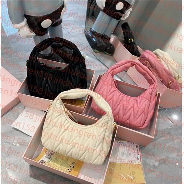Designer Bag Wander Shoulder Matelasse Bowling Tote Leather S Top Handle Mini Cross Body Clutch Handbag Pochette Half Moon Bags, Dlive
Designer Bag Wander Shoulder Matelasse Bowling Tote Leather S Top Handle Mini Cross Body Clutch Handbag Pochette Half Moon Bags, Dlive
