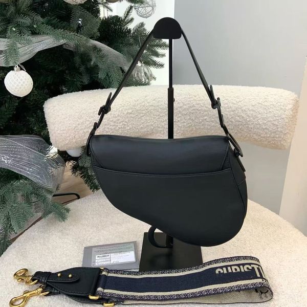 Designer Saddle Shoulder Fashion Handbag for Woman Ladies Crossbody Bag Casual Purse
Designer Saddle Shoulder Fashion Handbag for Woman Ladies Crossbody Bag Casual Purse