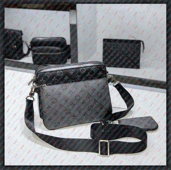 Womens Cowhide crossbody tote bags Luxury wallet handbags 2024 Handbags Men Leather TRIO Messenger Bags Shoulder Make up Bag Designer Handbag Tote Man's bag, T5
Womens Cowhide crossbody tote bags Luxury wallet handbags 2024 Handbags Men Leather TRIO Messenger Bags Shoulder Make up Bag Designer Handbag Tote Man's bag, T5