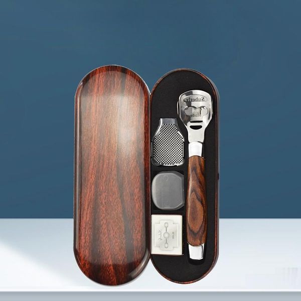 Wood Grain Trimming…