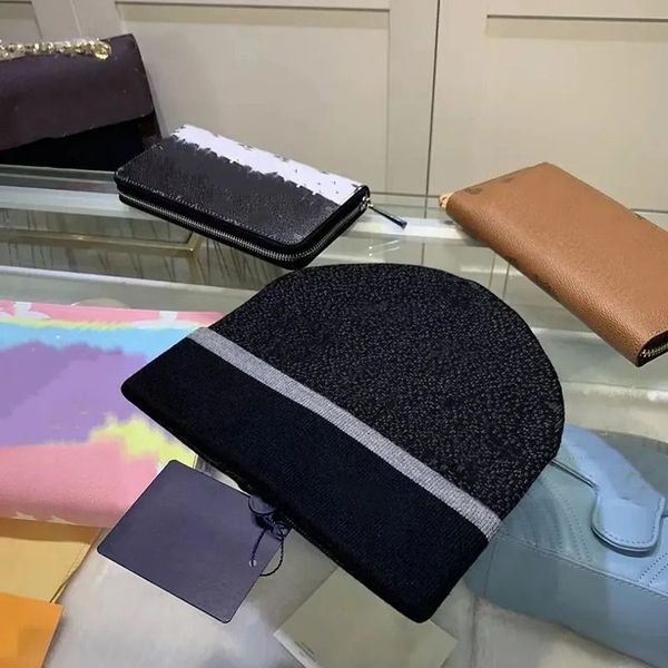 Designer Beanie Bon… - image