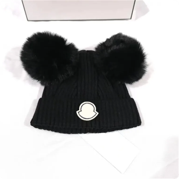 Designer Kids Autumn Winter Skull Cap Children Warm Knitted Caps Balls Top Decoration For Newborn Baby Beanies Unisex Hats 1-5 years, White
Designer Kids Autumn Winter Skull Cap Children Warm Knitted Caps Balls Top Decoration For Newborn Baby Beanies Unisex Hats 1-5 years, White