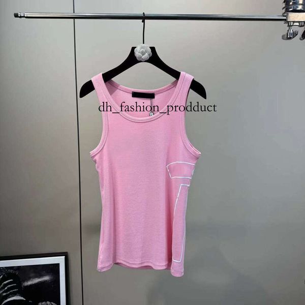 2025 Round Neck Sleeveless Color Blocked Sanskrit Letter Pattern chrome vest Women' Camisole Vest Designer Spicy Girl Style Tight Tank Top Designer Vest f94, Blue
2025 Round Neck Sleeveless Color Blocked Sanskrit Letter Pattern chrome vest Women' Camisole Vest Designer Spicy Girl Style Tight Tank Top Designer Vest f94, Blue