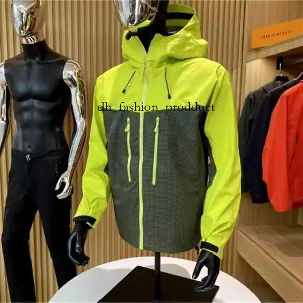 Designer jacket Mens Jacket outdoor zipper jacket Lt Sv Windproof and waterproof mountain skiing Windproof and Breathable Single Layer hoodie couples down 8b0, Beige
Designer jacket Mens Jacket outdoor zipper jacket Lt Sv Windproof and waterproof mountain skiing Windproof and Breathable Single Layer hoodie couples down 8b0, Beige