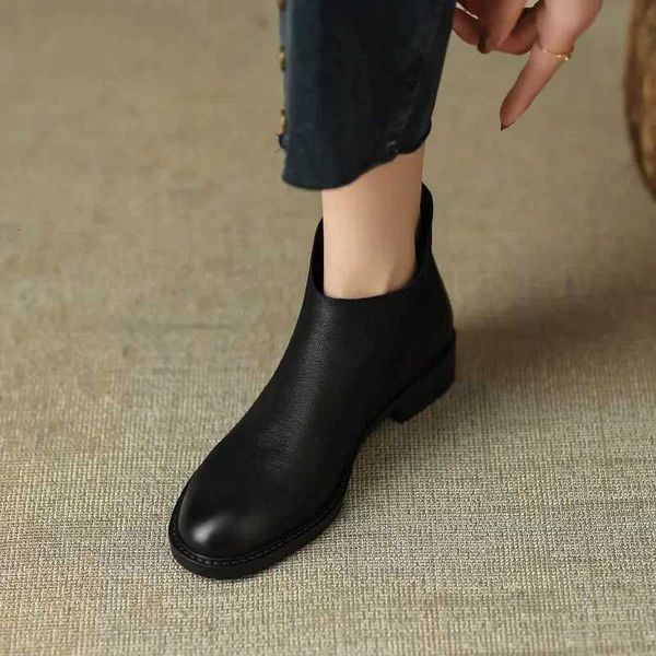 Ankle Boots Women's Leather Vintage Round Toe Med Heels Fi Chelsea Boots Zipper Office Lady Chic Design Cozy Short