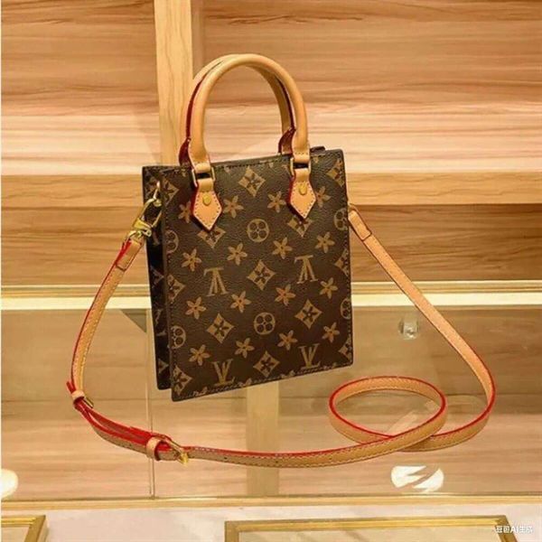Bags Top Designer Mini Nano 16Cm Shoulder Bag Women Leather Denim Crossbody Brand Emed Tote Purse Brown Flower Handbag 919, Red
Bags Top Designer Mini Nano 16Cm Shoulder Bag Women Leather Denim Crossbody Brand Emed Tote Purse Brown Flower Handbag 919, Red