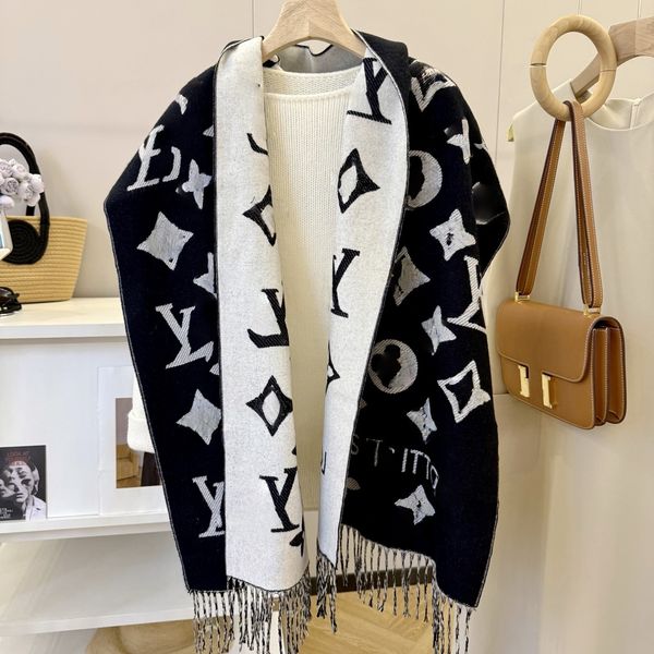 Designer Scarf Luxu…