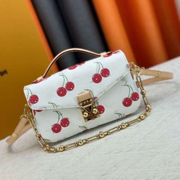 NewDesigner Bags Classic H Diagonal 2025 Women's Single Shoulder Fashion Cherry Crossbody Bag Without 439, Cherry brown 
NewDesigner Bags Classic H Diagonal 2025 Women's Single Shoulder Fashion Cherry Crossbody Bag Without 439, Cherry brown