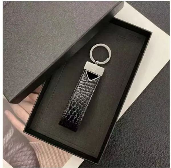 Keychain designer keychain luxury designer keychain wallet Classic brand high-quality 100 travel essential men's keychain women's keychain car Nice 41 
Keychain designer keychain luxury designer keychain wallet Classic brand high-quality 100 travel essential men's keychain women's keychain car Nice 41