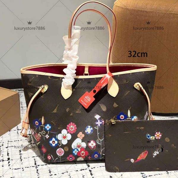 Women's fashionable handbag - Never MM Edition - Spring fashion trend model - Yuhong color gradient shoulder bag - Nightfall Sunrise - Light Dayset - Blue - 2025 new style, 08 color
Women's fashionable handbag - Never MM Edition - Spring fashion trend model - Yuhong color gradient shoulder bag - Nightfall Sunrise - Light Dayset - Blue - 2025 new style, 08 color