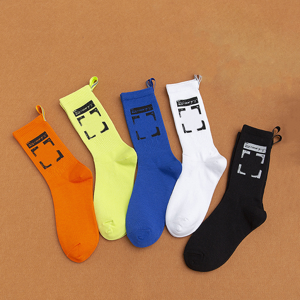 Designer Men's Street Hip Hop Trendy Letter Printed Solid Color Classic Stacked Breathable Casual Sports Socks
