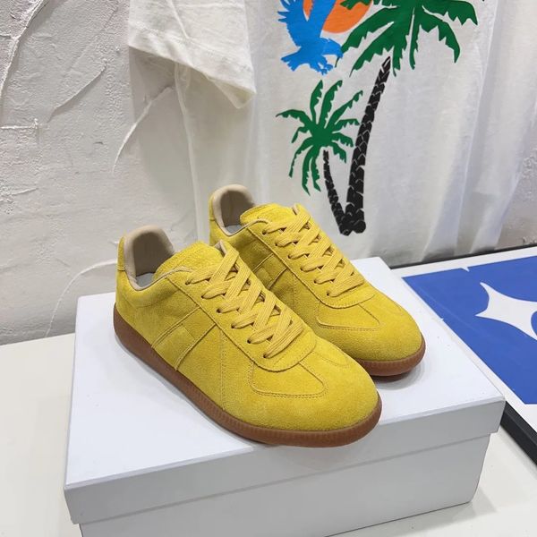 Designer Shoes Mm6 Shoes Margelas Gats Trainers Cotton Vintage Round Toe Gender Neutral Breathable Print Solid Loafer Leather Zapatos Skate Sport Sneakers 36-45, White
Designer Shoes Mm6 Shoes Margelas Gats Trainers Cotton Vintage Round Toe Gender Neutral Breathable Print Solid Loafer Leather Zapatos Skate Sport Sneakers 36-45, White