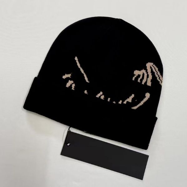 Fashion Classic Bea… - image