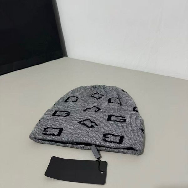 Designer Bonnet Lux…