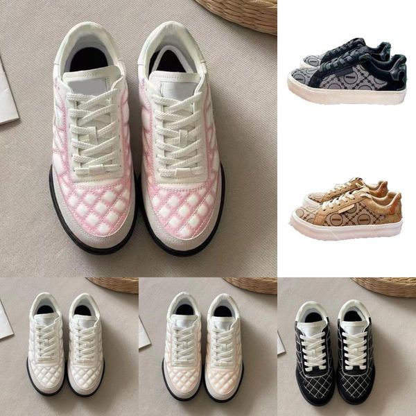 Designer sneakers casual shoes vintage leather trainer thick sole with color comfortable men's and women's sneakers match fashion sneakers 35-42, Color#2
Designer sneakers casual shoes vintage leather trainer thick sole with color comfortable men's and women's sneakers match fashion sneakers 35-42, Color#2