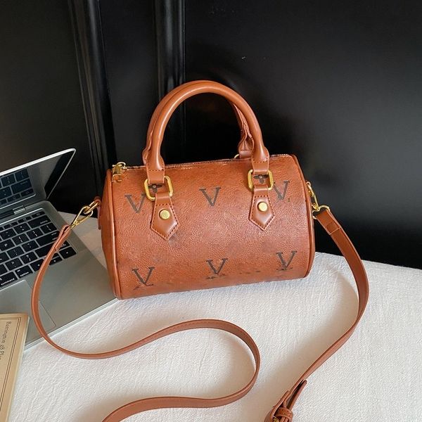 Designer Women Shoulder luxury bag Clutch Tote Bags Wallet Check Purse Solid Hasp Waist Square Stripes Woman s Handbags Classic Flap Handbag designer bag6456, Red
Designer Women Shoulder luxury bag Clutch Tote Bags Wallet Check Purse Solid Hasp Waist Square Stripes Woman s Handbags Classic Flap Handbag designer bag6456, Red