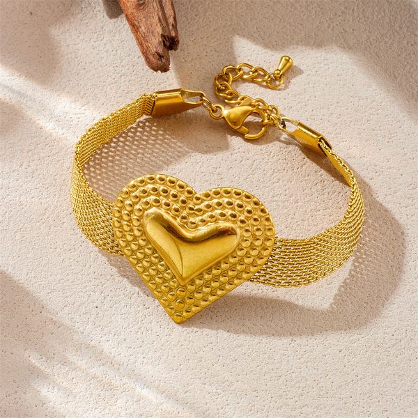 Love-hearted stainless steel fashionable multi-purpose bracelet with unique design and titanium steel wide mesh hand chain
Love-hearted stainless steel fashionable multi-purpose bracelet with unique design and titanium steel wide mesh hand chain