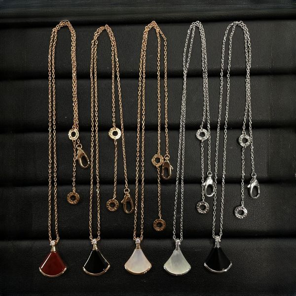 Designer Fan-shaped Pendant Necklace High-quality Agate with Diamond Necklace Jade Fan-shaped Pendant Wedding Jewelry Multiple Colors Available for Selection
Designer Fan-shaped Pendant Necklace High-quality Agate with Diamond Necklace Jade Fan-shaped Pendant Wedding Jewelry Multiple Colors Available for Selection