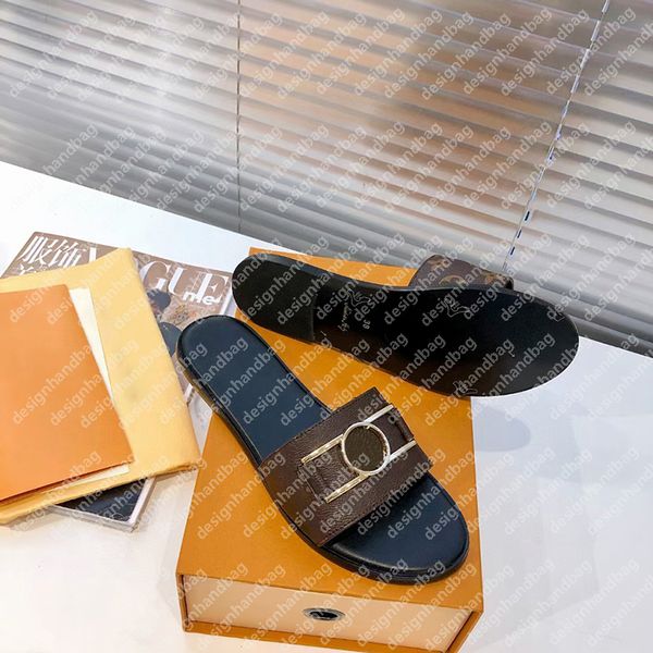 Designer Comfort Sandal Slippers Women Leather Shoes Womens Luxury Metal Decoration slipper Summer Casual Shoe Beach Flip Flops Size 35-42, Brown
Designer Comfort Sandal Slippers Women Leather Shoes Womens Luxury Metal Decoration slipper Summer Casual Shoe Beach Flip Flops Size 35-42, Brown