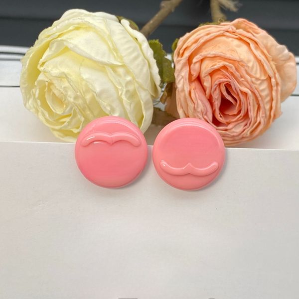 Brand Designer Earrings Simple Round Letter Earrings Available in Multiple Colors Suitable for Daily Wear
Brand Designer Earrings Simple Round Letter Earrings Available in Multiple Colors Suitable for Daily Wear