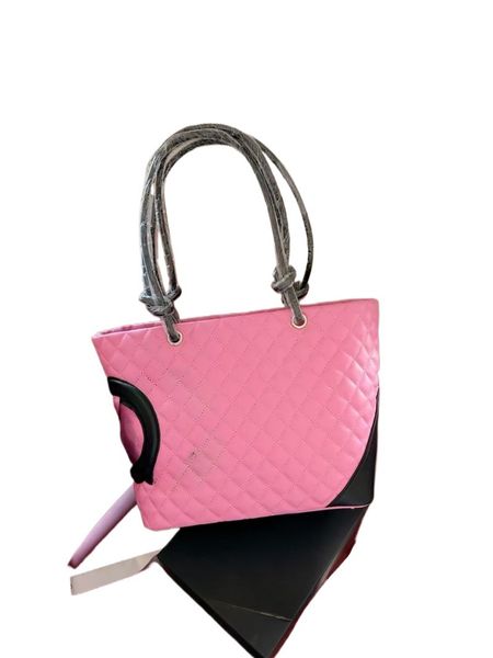 Fashion Luxury Shopping Bags Women Handbags Designer Purses Shoulder Bag Large Capacity Wallets Flowers CN25030201, White
Fashion Luxury Shopping Bags Women Handbags Designer Purses Shoulder Bag Large Capacity Wallets Flowers CN25030201, White