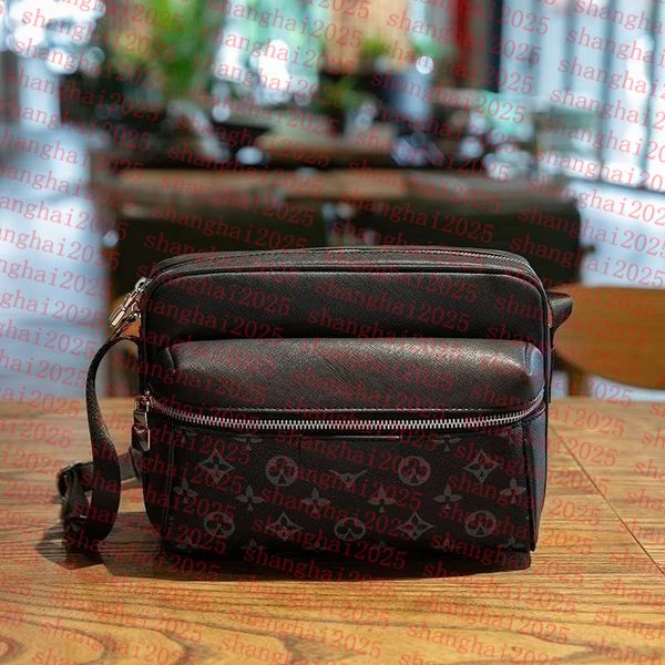 Lock Bag Crossbody Men's Designer Messenger Bag Embossed Shoulder Messenger Messenger Bag Handbag Luxury Crossbody Purse Purse M46246, 15#
Lock Bag Crossbody Men's Designer Messenger Bag Embossed Shoulder Messenger Messenger Bag Handbag Luxury Crossbody Purse Purse M46246, 15#