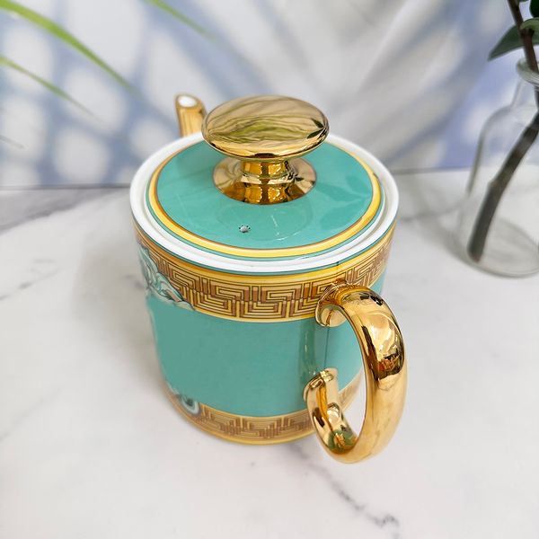 Luxury Face Ceramic Teapot Teacup Camellia Coffee Pot Home High Grade Porcelain Party Cafe Teaware Tea Pot