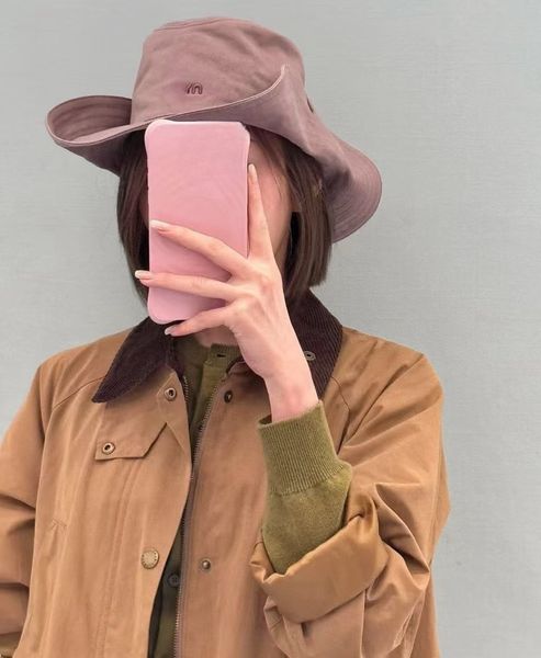 Hot Designer Bucket…