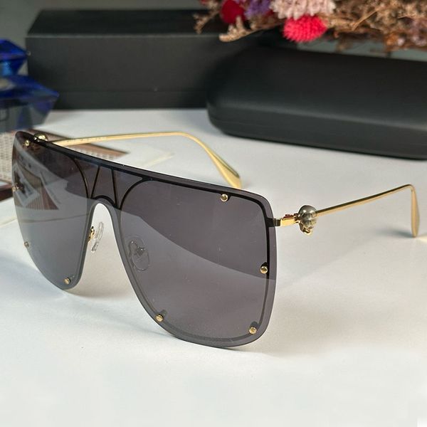 Luxury Men Miss Skull Mask Sunglasses in Gold AM0313 Designer oversized face mask Womens sunglasses Mens smoked lens glasses outdoor UV400 goggles
Luxury Men Miss Skull Mask Sunglasses in Gold AM0313 Designer oversized face mask Womens sunglasses Mens smoked lens glasses outdoor UV400 goggles