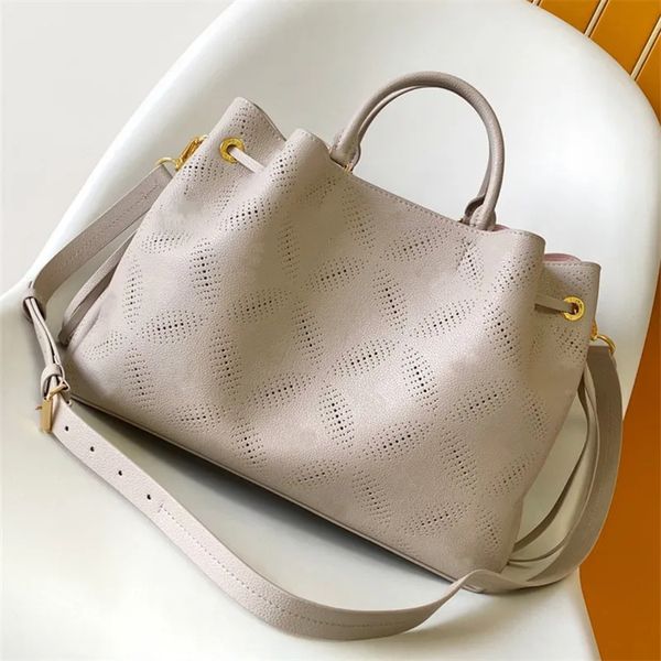 10a Top quality Womens crossbody shoulder bag Original designer handbag fashion leather chain top handle Perforated flowers letter..., A2
10a Top quality Womens crossbody shoulder bag Original designer handbag fashion leather chain top handle Perforated flowers letter..., A2